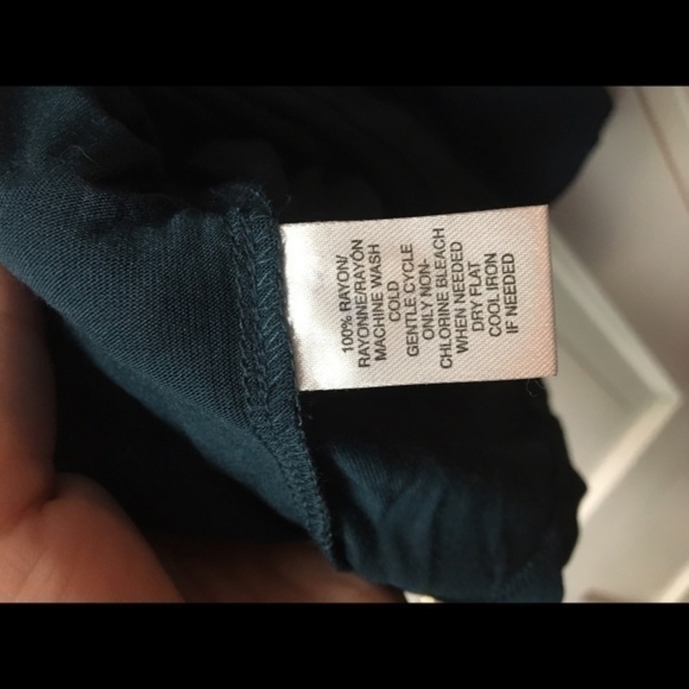 NWT Green Ruffle Tank - Picture 4 of 5